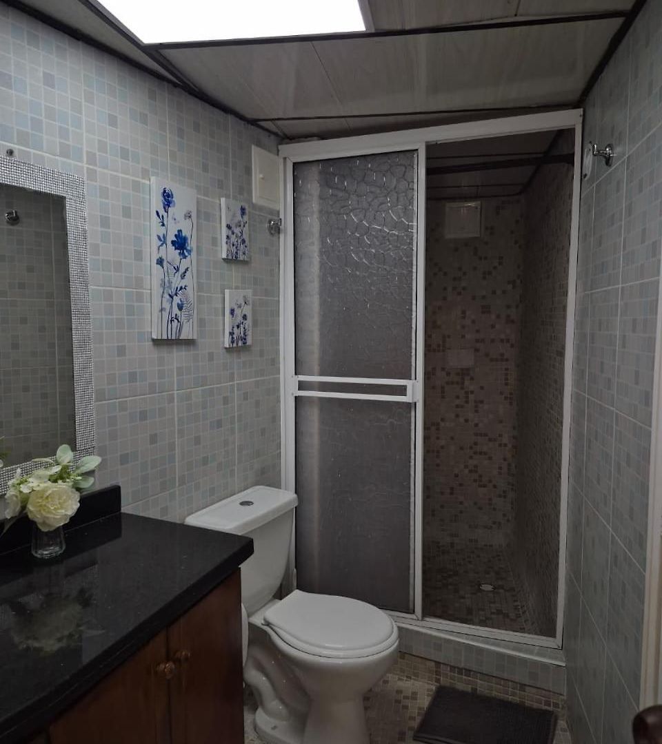 Apartamento Hermoso Con Vista A La Playa En El Laguito